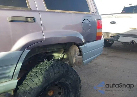 1996 Jeep Grand Cherokee Laredo z USA, uszkodzony, nr VIN 1J4EZ58S4TC131041